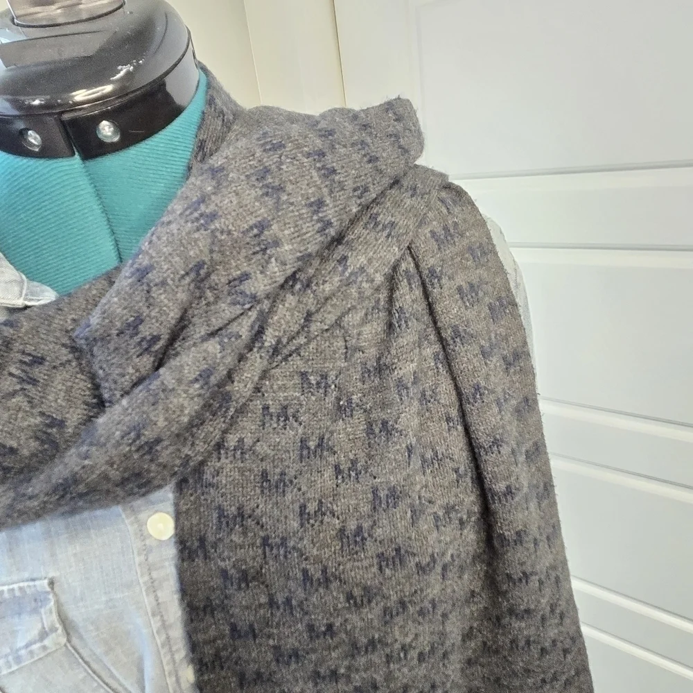 MICHAEL KORS LONG SCARF DARK GREY BLUE MK LOGO PRINT UNISEX MENSWEAR MENS OS